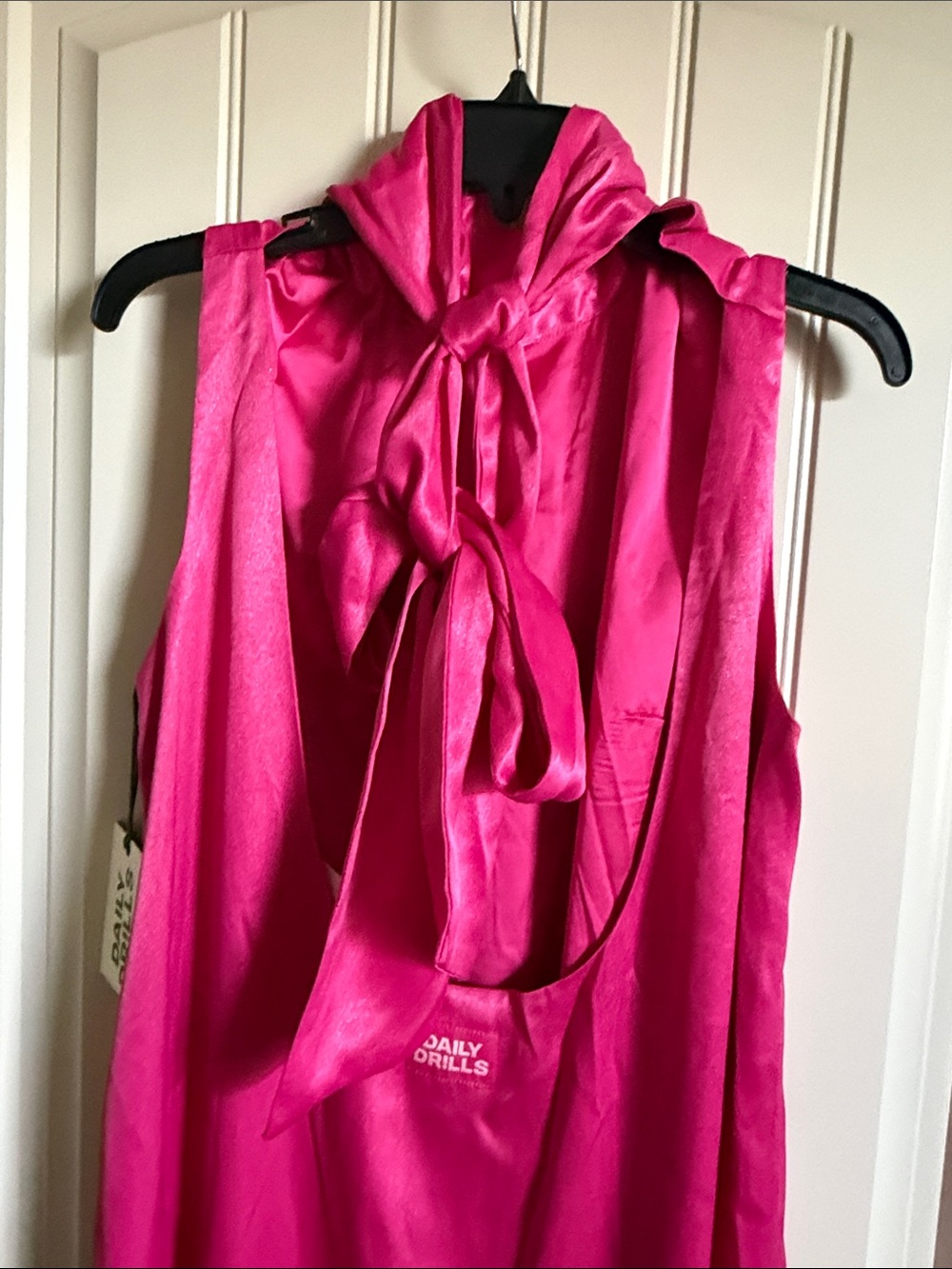Daily Drills Fuchsia Satin Backless Maxi Dress NWT - Picture 8 of 13